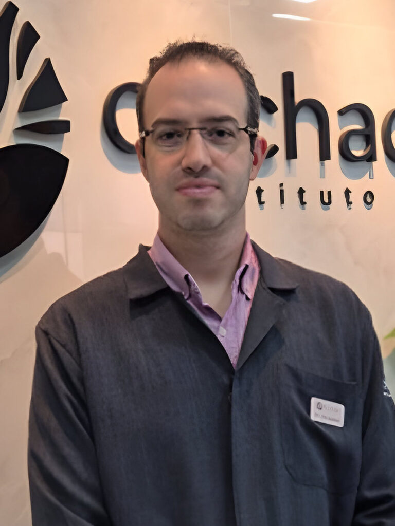 Dr. Vitor Schneider Chadud